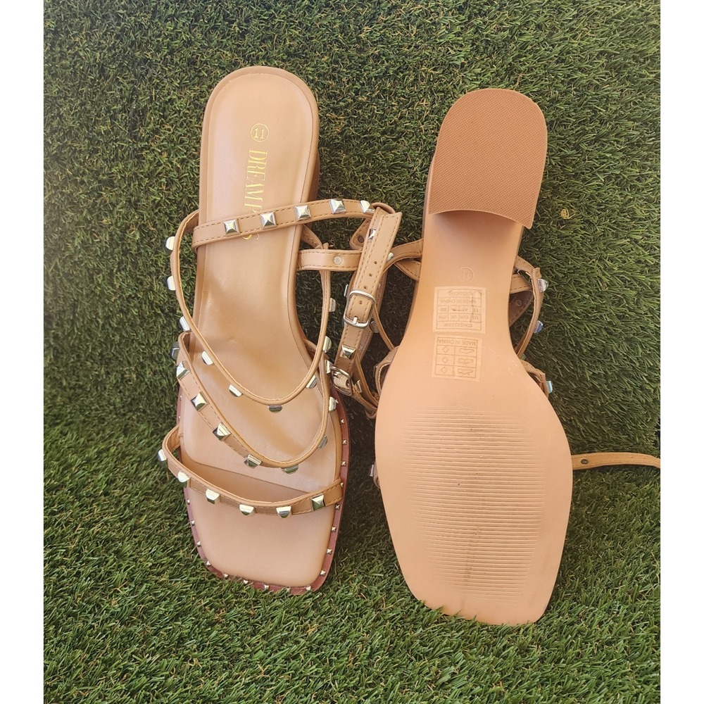 Dream Pairs Women's Chunky Heal Tan Silver Studded Sandals Size 11M